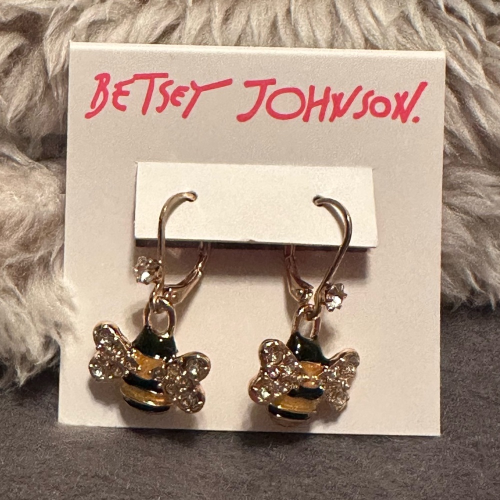 BNWT Betsey Johnson earrings